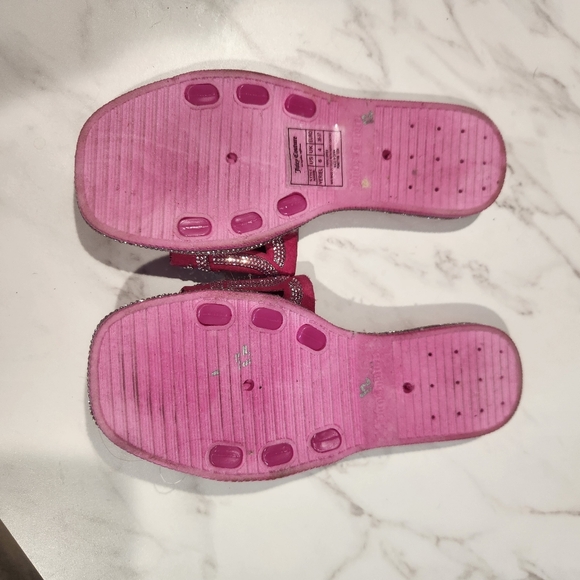 Juicy Couture Yeriel Bright Pink Sandals Rhinestone Bling Womens 6 New - Picture 4 of 4